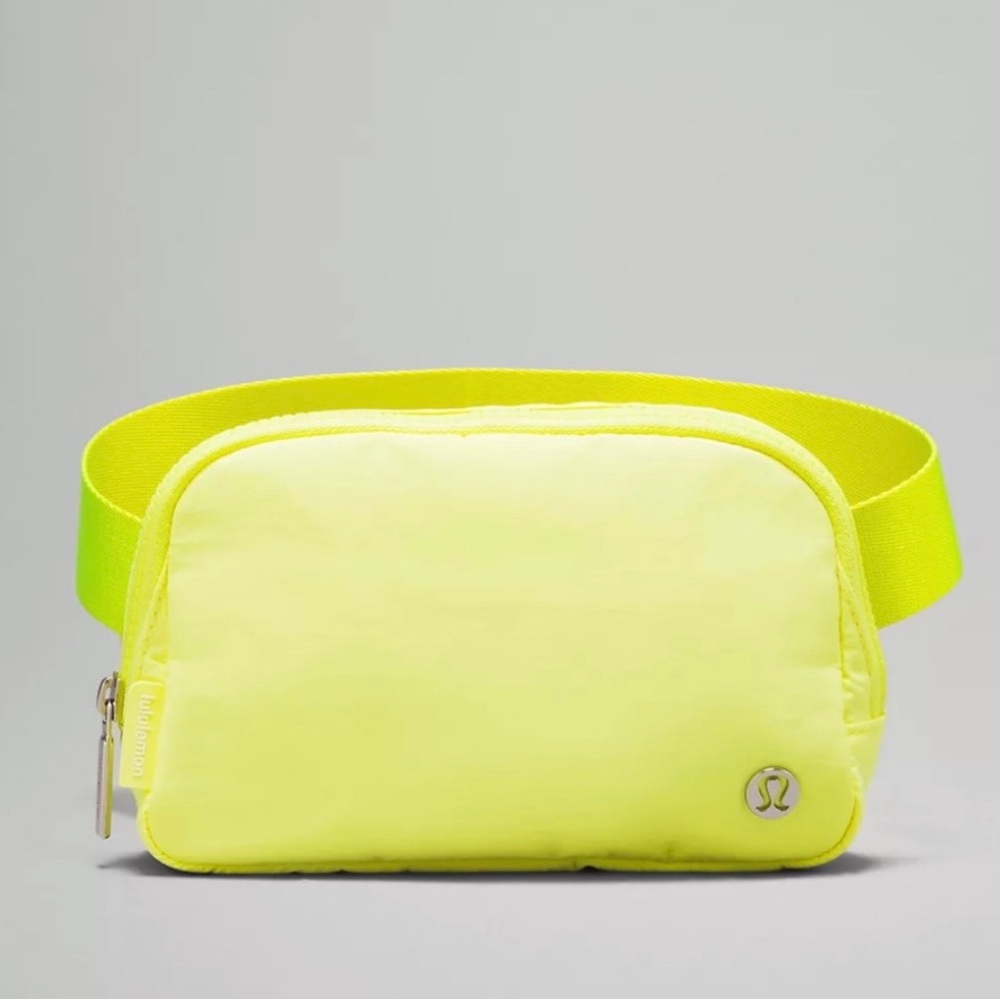 NWT Lululemon Everywhere Belt Bag 1L ELECTRIC LEMON